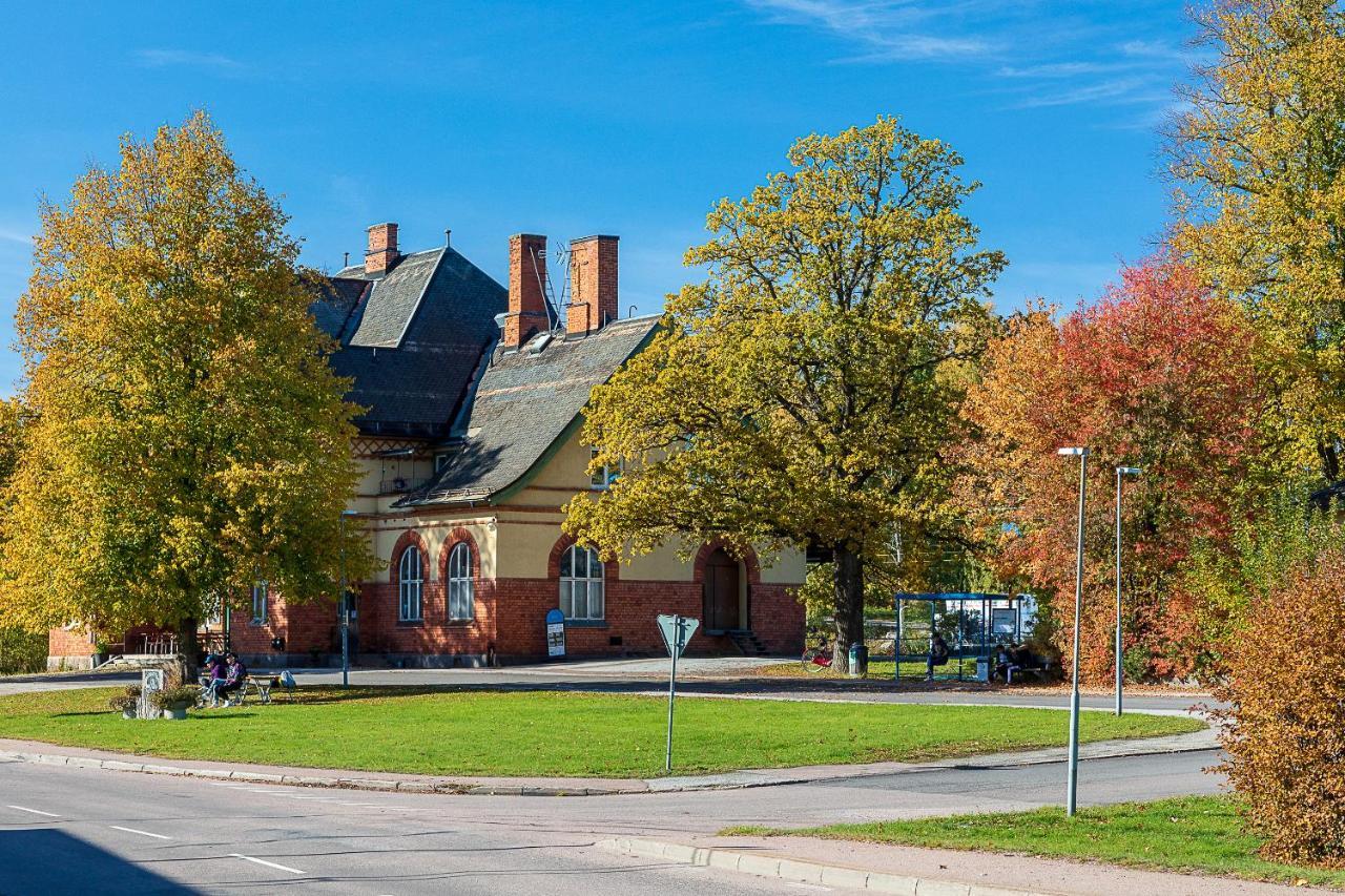 Hotell Station Skinnskatteberg المظهر الخارجي الصورة